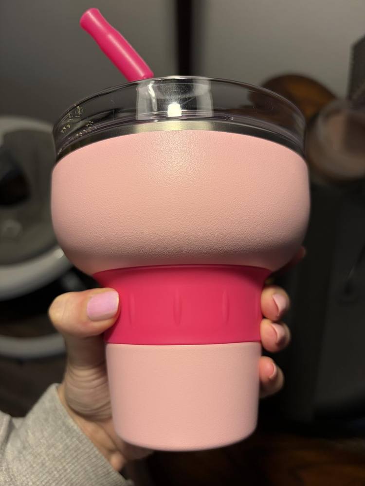 Customer photo of a pink Magcheer cocktail tumbler in hand
